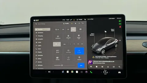 TESLA MODEL Y Long Range AWD Auto