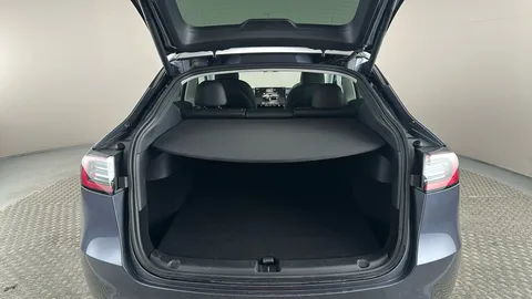 TESLA MODEL Y Long Range AWD Auto
