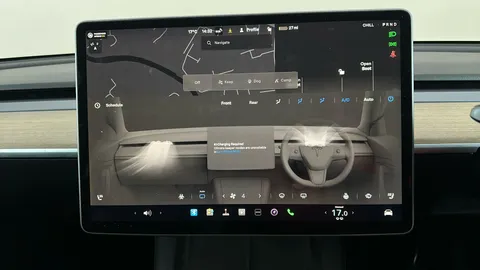 TESLA MODEL Y Long Range AWD Auto