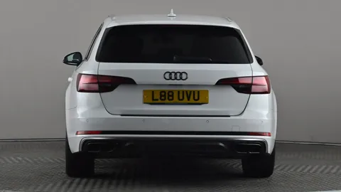 AUDI A4 35 TFSI S Line