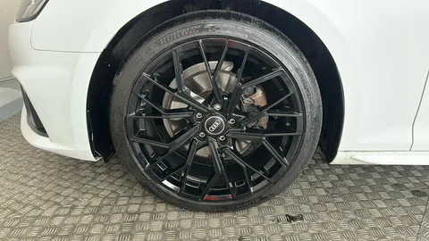 AUDI A4 35 TFSI S Line