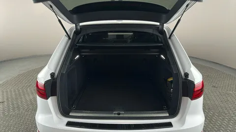 AUDI A4 35 TFSI S Line