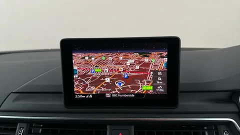 AUDI A4 35 TFSI S Line