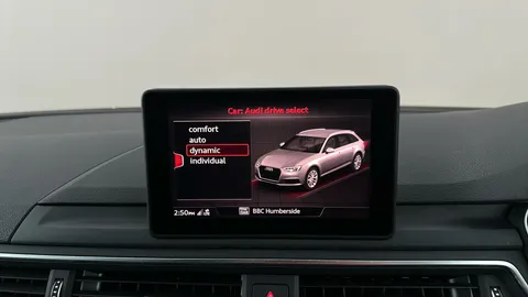 AUDI A4 35 TFSI S Line