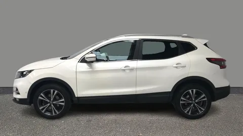 Nissan Qashqai 1.3 DiG-T N-Connecta