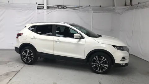 Nissan Qashqai 1.3 DiG-T N-Connecta