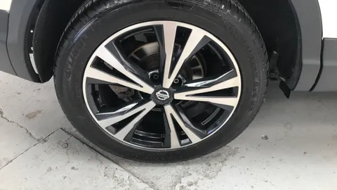 Nissan Qashqai 1.3 DiG-T N-Connecta