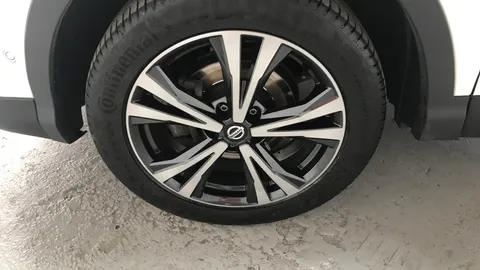 Nissan Qashqai 1.3 DiG-T N-Connecta