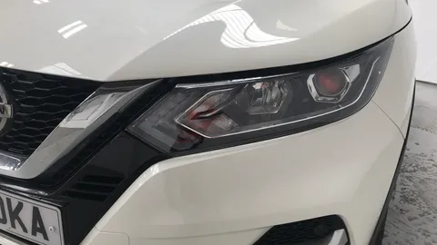 Nissan Qashqai 1.3 DiG-T N-Connecta