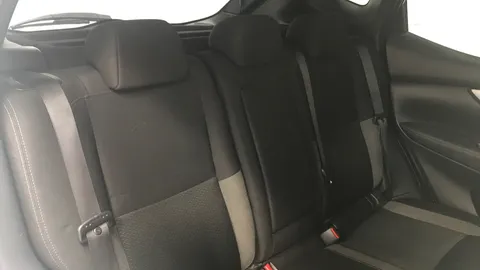 Nissan Qashqai 1.3 DiG-T N-Connecta