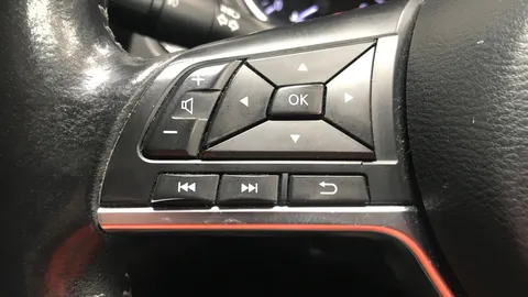 Nissan Qashqai 1.3 DiG-T N-Connecta