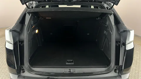 Peugeot 3008 1.6 Hybrid 180 Allure Premium+ e-EAT8