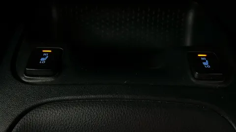 Toyota Corolla 2.0 VVT-i Hybrid GR Sport CVT