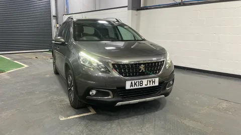 PEUGEOT 2008 1.2 PureTech Allure Premium
