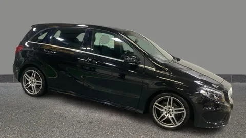 MERCEDES-BENZ B CLASS B180d AMG Line Premium Auto