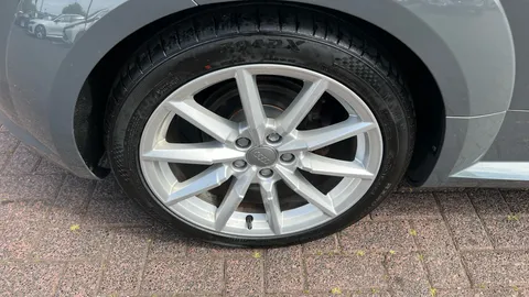 AUDI TT 1.8T FSI Sport