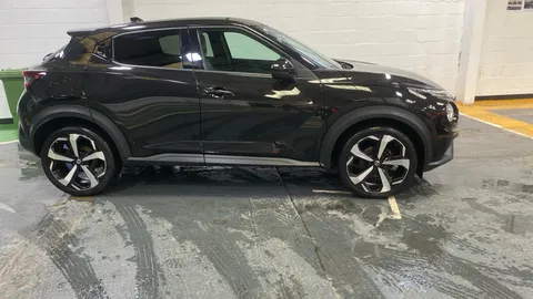 NISSAN JUKE 1.0 DiG-T 114 Tekna