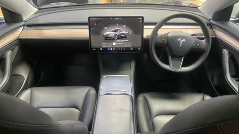 TESLA MODEL 3 Long Range AWD Auto