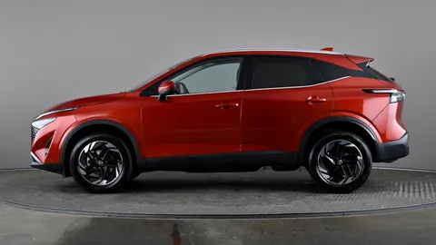 NISSAN QASHQAI 1.3 DiG-T MH N-Connecta