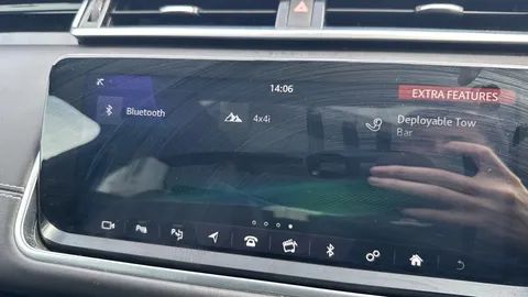 LAND ROVER RANGE ROVER VELAR 2.0 P300 R-Dynamic HSE Auto