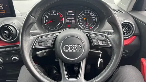 AUDI Q2 1.0 TFSI Sport