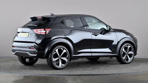 NISSAN JUKE 1.0 DiG-T 114 Tekna