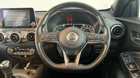 NISSAN JUKE 1.0 DiG-T 114 Tekna