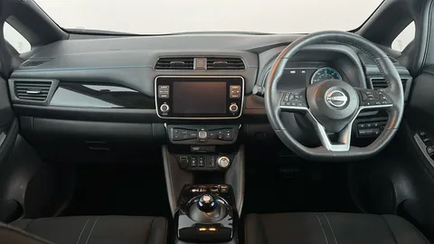 Nissan Leaf 110kW N-Connecta 39kWh 5dr Auto