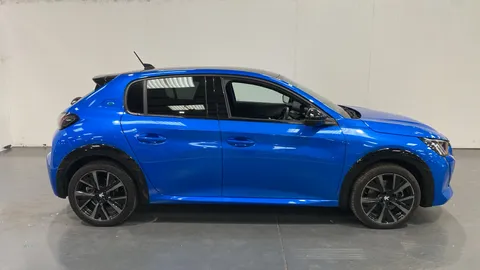Peugeot 208 100kW GT 50kWh Auto