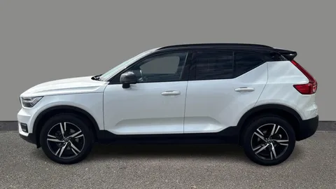 VOLVO XC40 1.5 T3 [163] R DESIGN