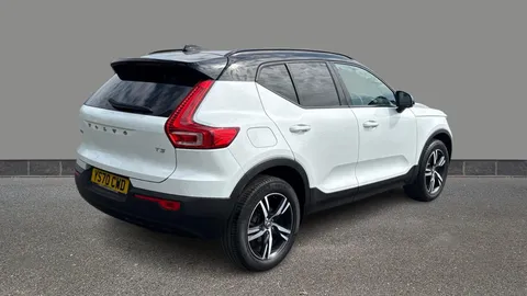VOLVO XC40 1.5 T3 [163] R DESIGN