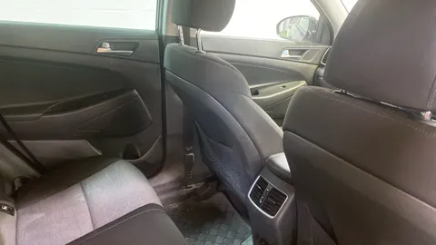 HYUNDAI TUCSON 1.6 GDi SE Nav 2WD