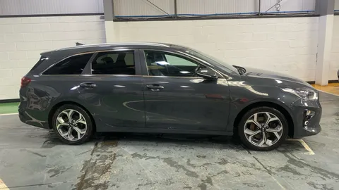 KIA CEED 1.0T GDi ISG 3