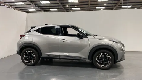 NISSAN JUKE 1.0 DiG-T 114 N-Connecta DCT
