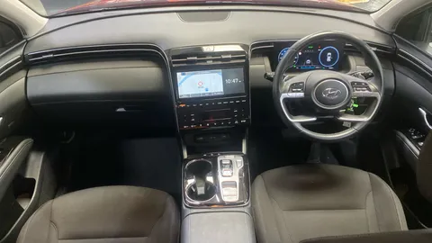 HYUNDAI TUCSON 1.6 TGDi Hybrid 230 SE Connect 2WD Auto