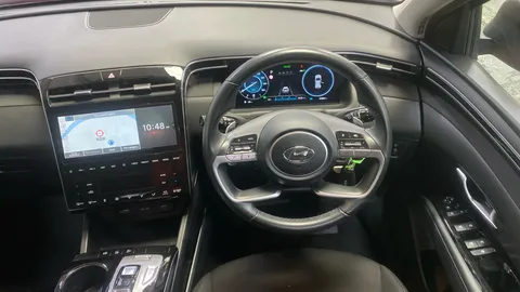 HYUNDAI TUCSON 1.6 TGDi Hybrid 230 SE Connect 2WD Auto
