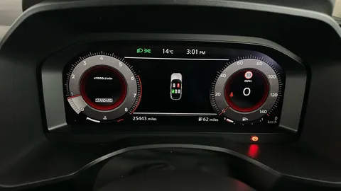 NISSAN QASHQAI 1.3 DiG-T MH N-Connecta