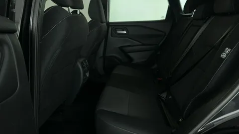 NISSAN QASHQAI 1.3 DiG-T MH N-Connecta