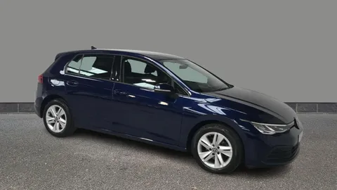 VOLKSWAGEN GOLF 1.5 TSI Life