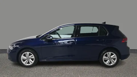 VOLKSWAGEN GOLF 1.5 TSI Life