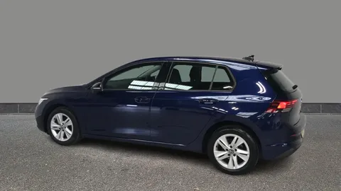 VOLKSWAGEN GOLF 1.5 TSI Life
