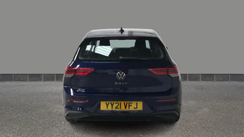 VOLKSWAGEN GOLF 1.5 TSI Life