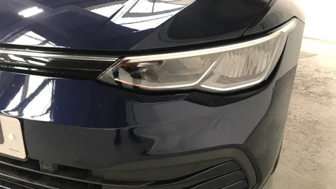 VOLKSWAGEN GOLF 1.5 TSI Life