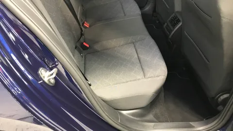 VOLKSWAGEN GOLF 1.5 TSI Life