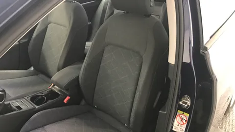 VOLKSWAGEN GOLF 1.5 TSI Life