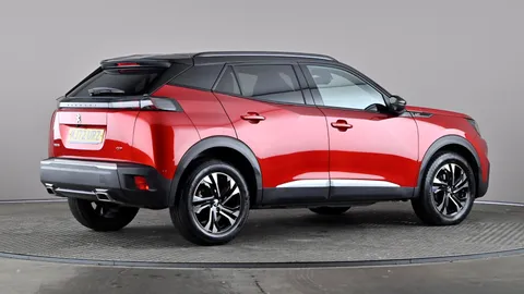 PEUGEOT 2008 1.2 PureTech 130 GT