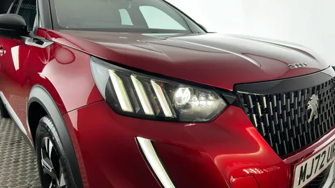 PEUGEOT 2008 1.2 PureTech 130 GT