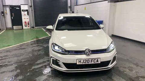 VOLKSWAGEN GOLF 1.4 TSI GTE DSG
