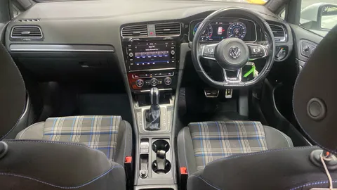 VOLKSWAGEN GOLF 1.4 TSI GTE DSG