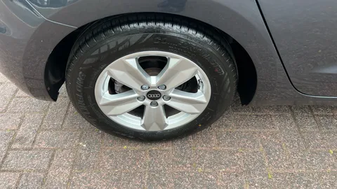 AUDI A1 30 TFSI 110 Technik